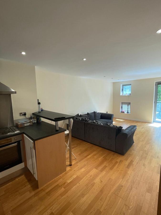 2 Bedroom Apartment In Leeds City Centre ภายนอก รูปภาพ